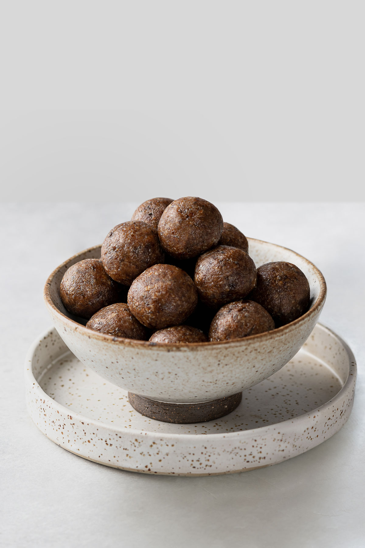 peanut butter protein balls